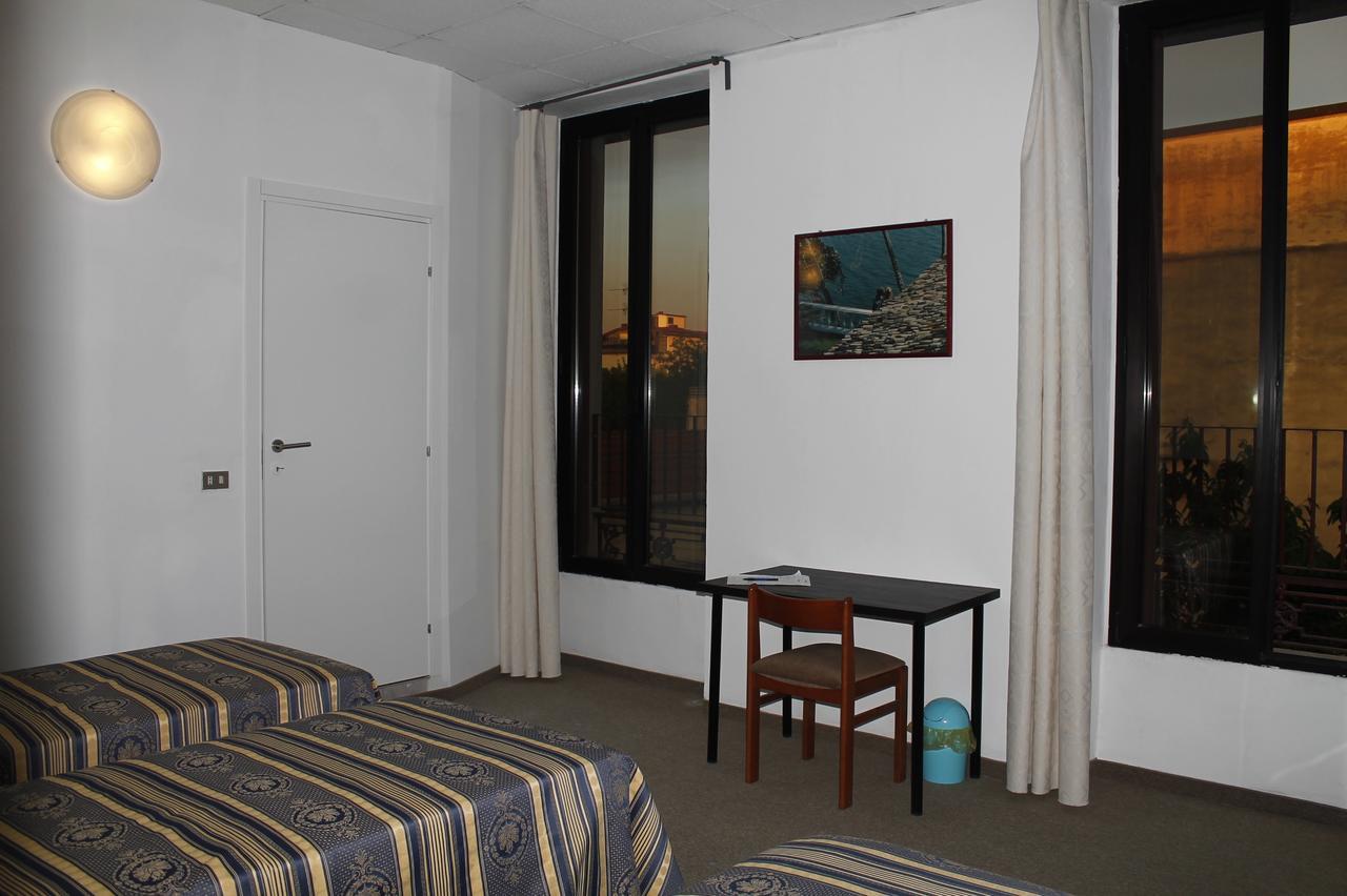 Hotel Luisa Milan Room photo